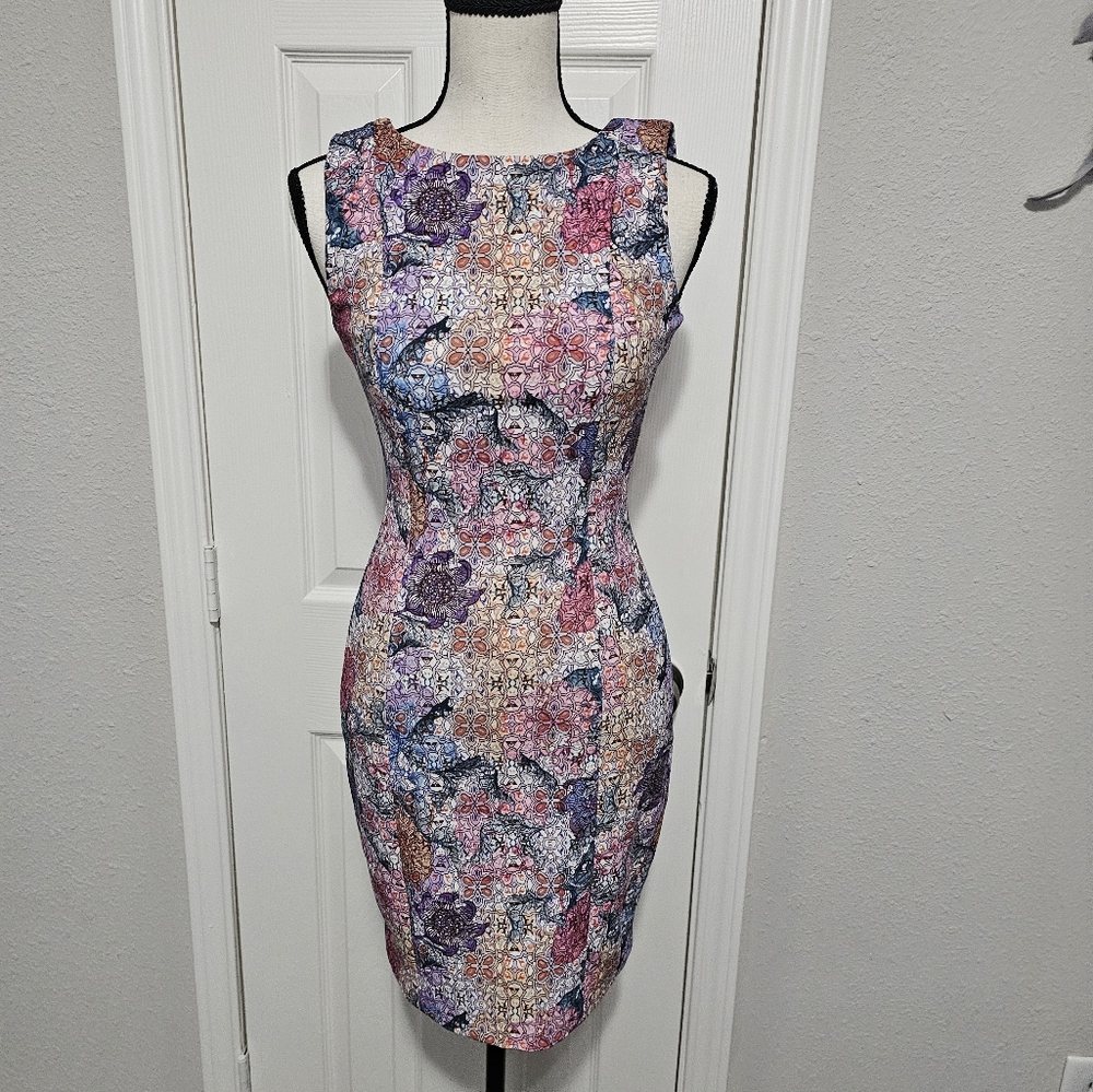H & M Women's Bodycon Dress Size 2 Floral Multicolor Sleeveless Short NWT